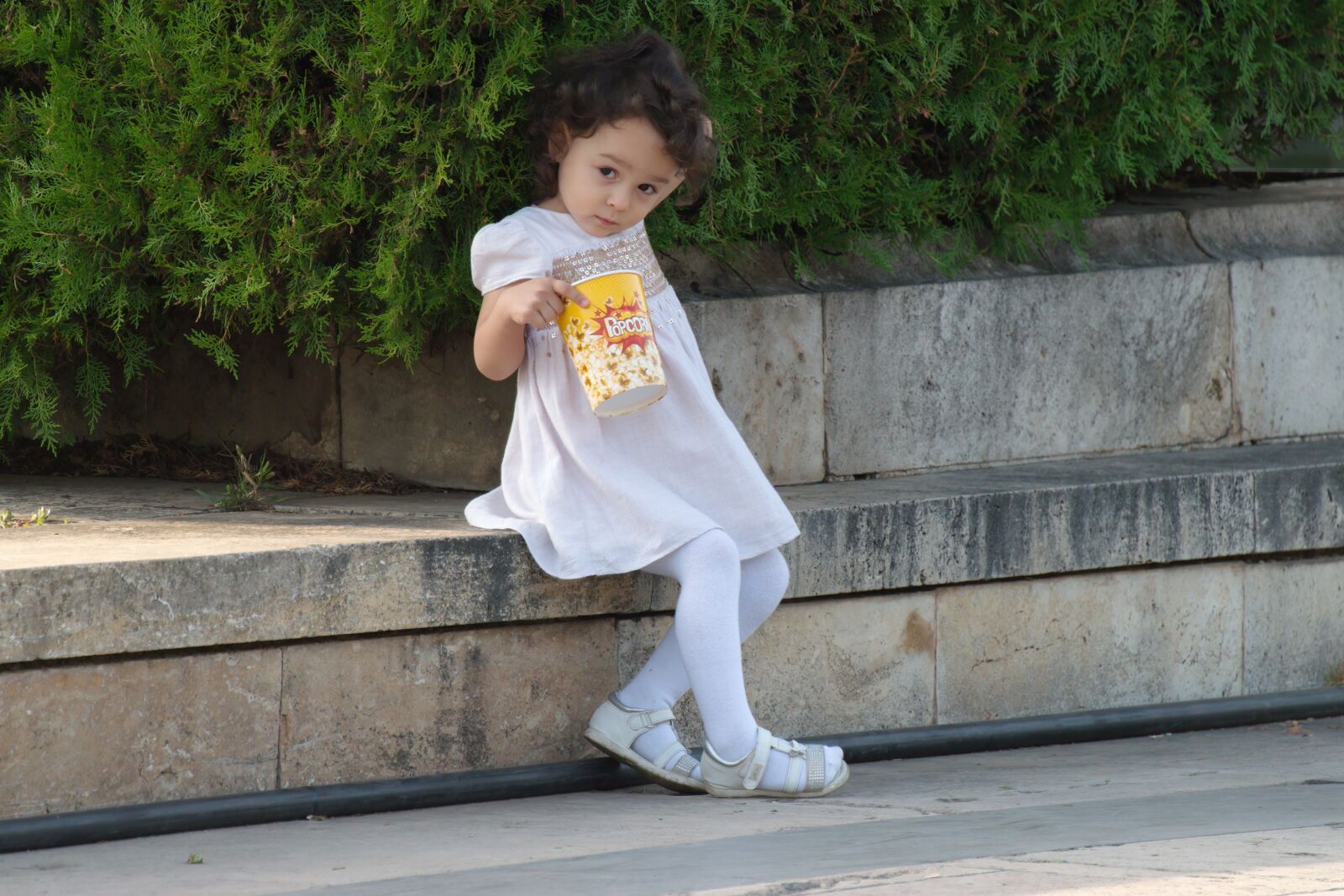 Nikon D5300 sample photo. Child, little girl, popcorn photography