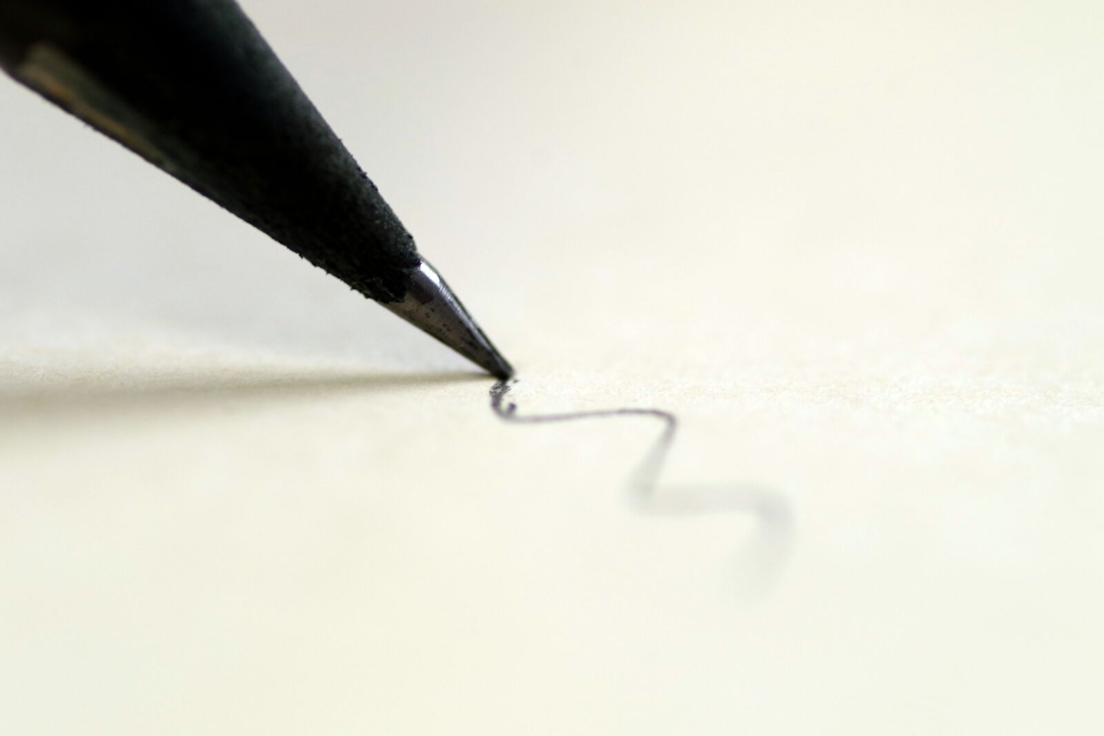 Pentax K-S2 sample photo. Pencil, to write, sharpened photography