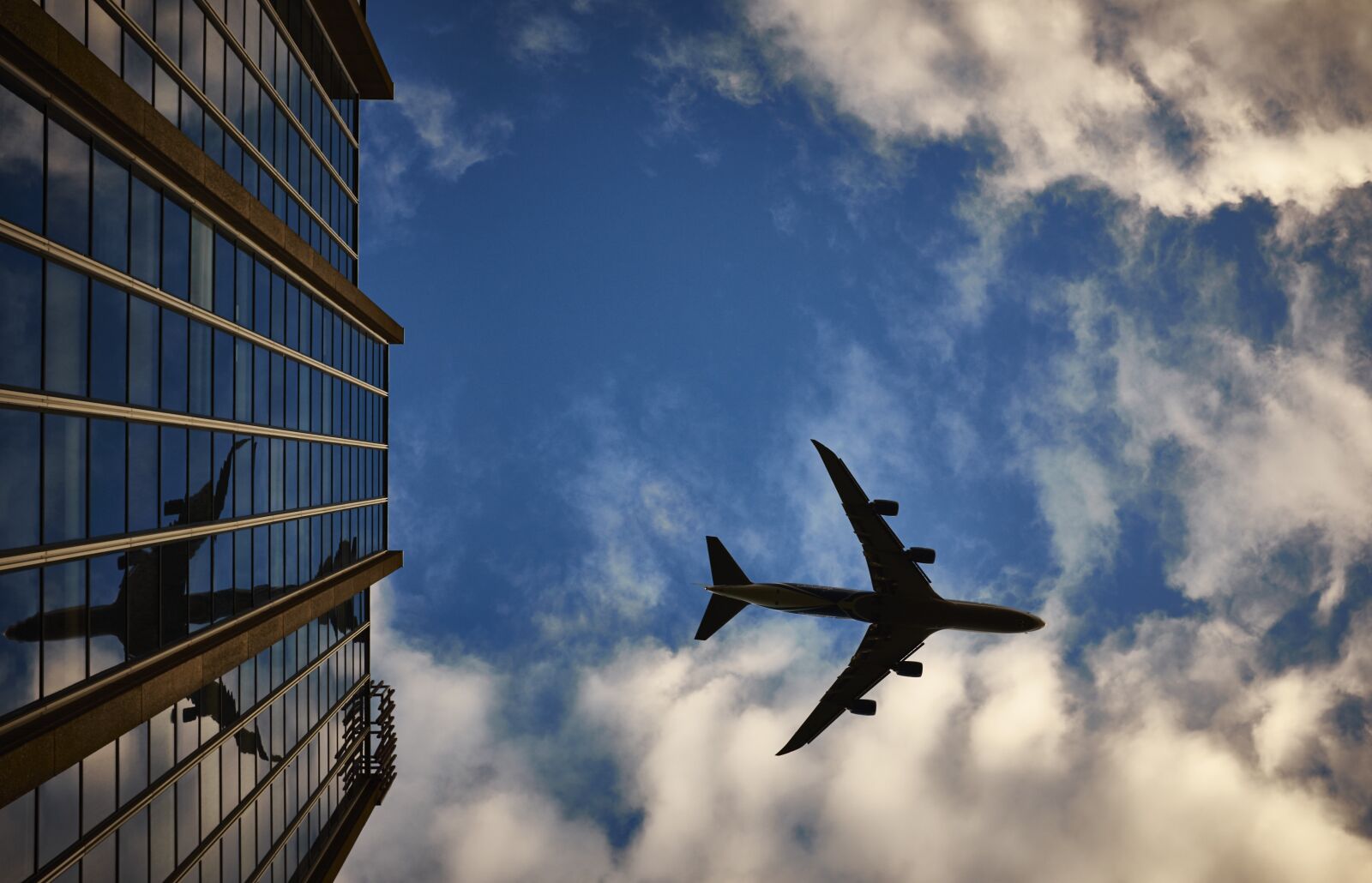 Fujifilm X100T sample photo. Airplane, travel, transportation photography