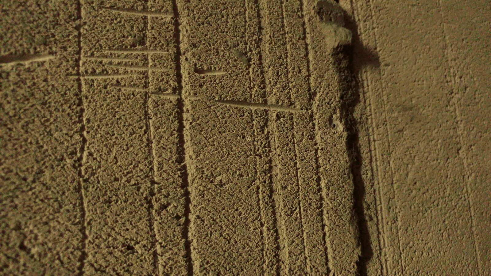 LG G5 sample photo. Wall, texture, surface photography