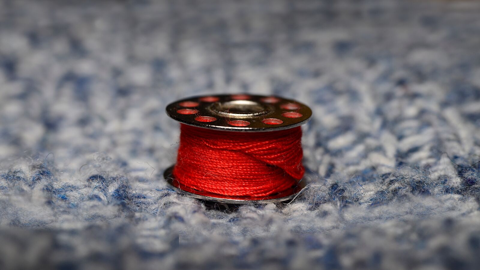 Nikon D7000 sample photo. Thread, spool, sewing photography