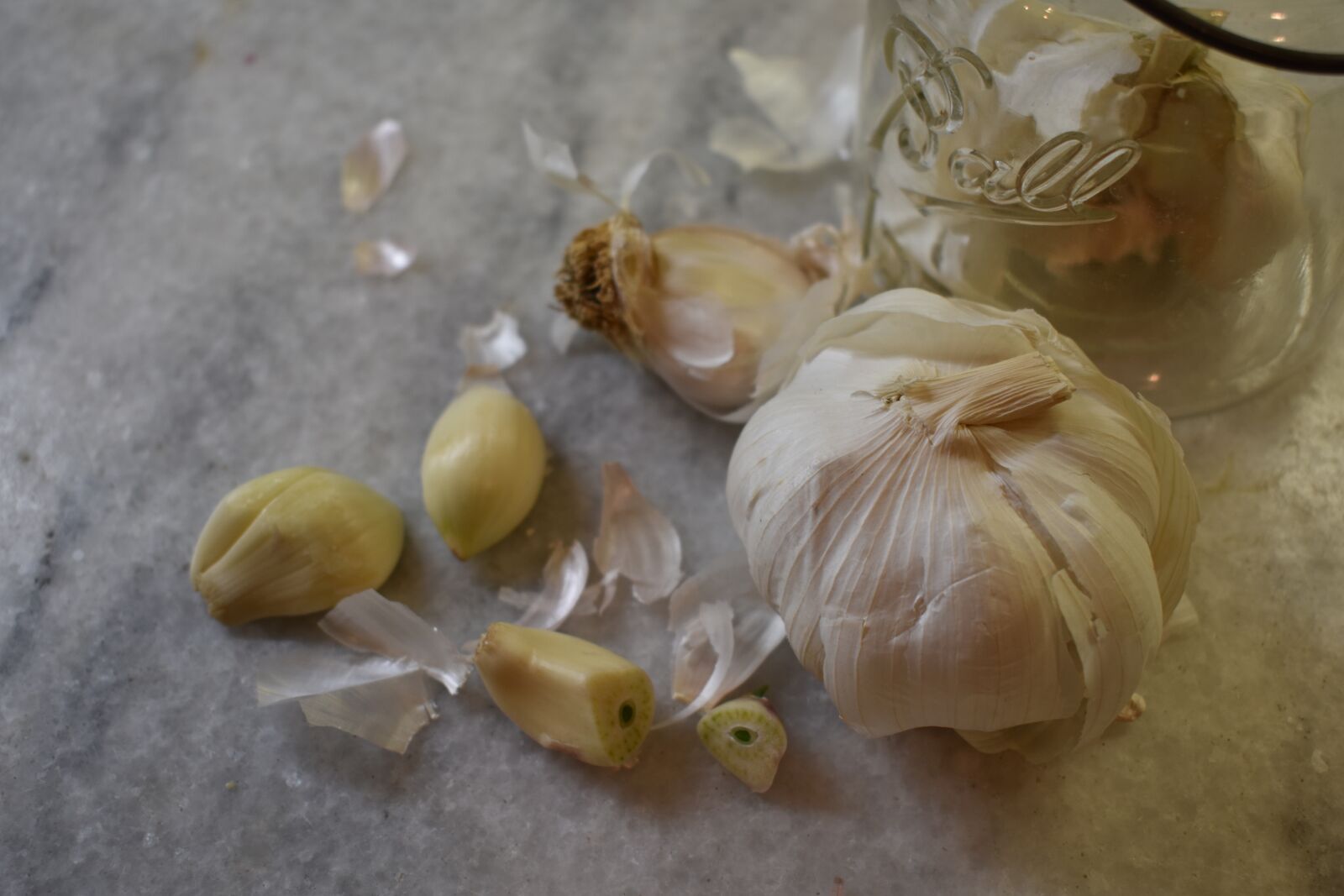 Nikon D3400 sample photo. Garlic, bulb, cooking photography