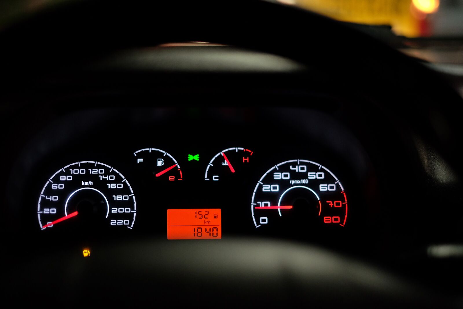Fujifilm X-T1 + Fujifilm XF 35mm F1.4 R sample photo. Car dashboard, speedometer, speed photography