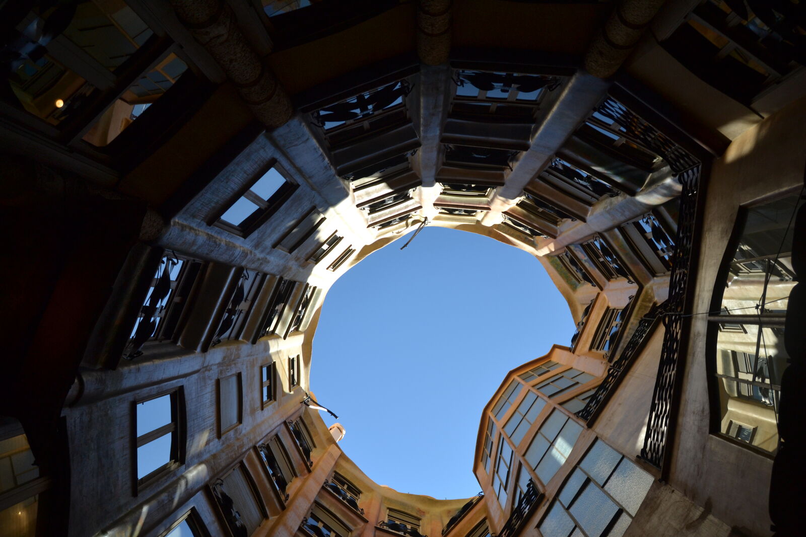 Nikon D3100 sample photo. Architecture photography