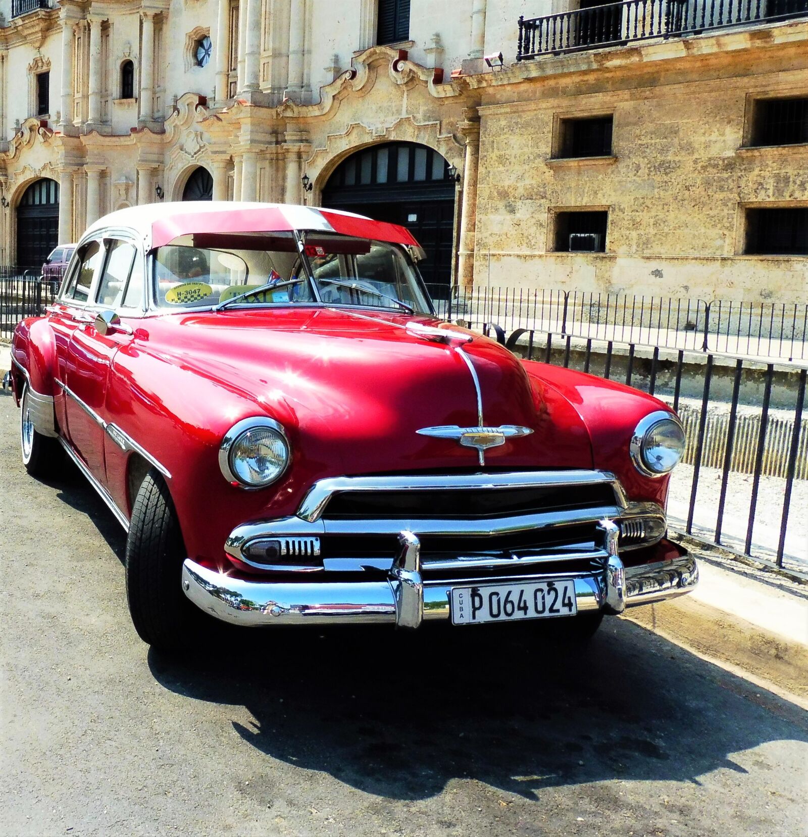 Panasonic DMC-TZ58 sample photo. Havana, cuba, auto photography