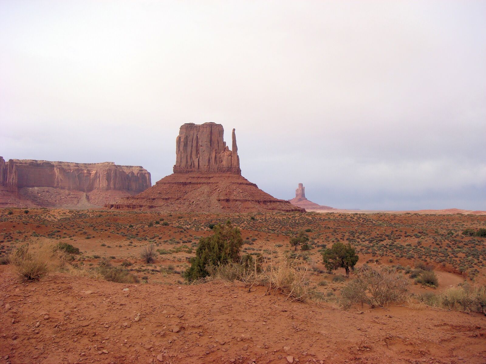 Sony DSC-T100 sample photo. Monument valley, rock formations photography