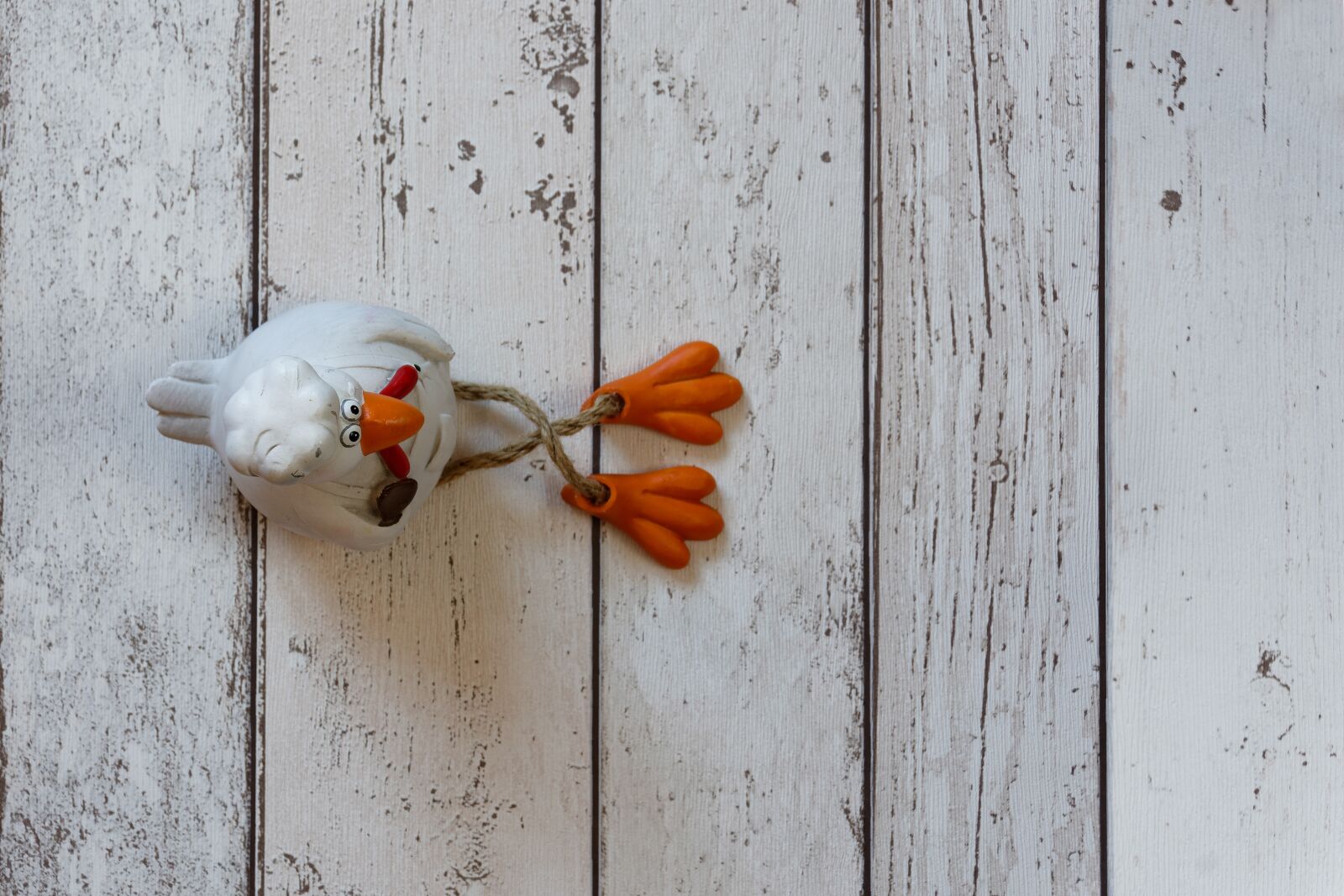 Nikon D7200 sample photo. Chicken, ceramic, sit photography