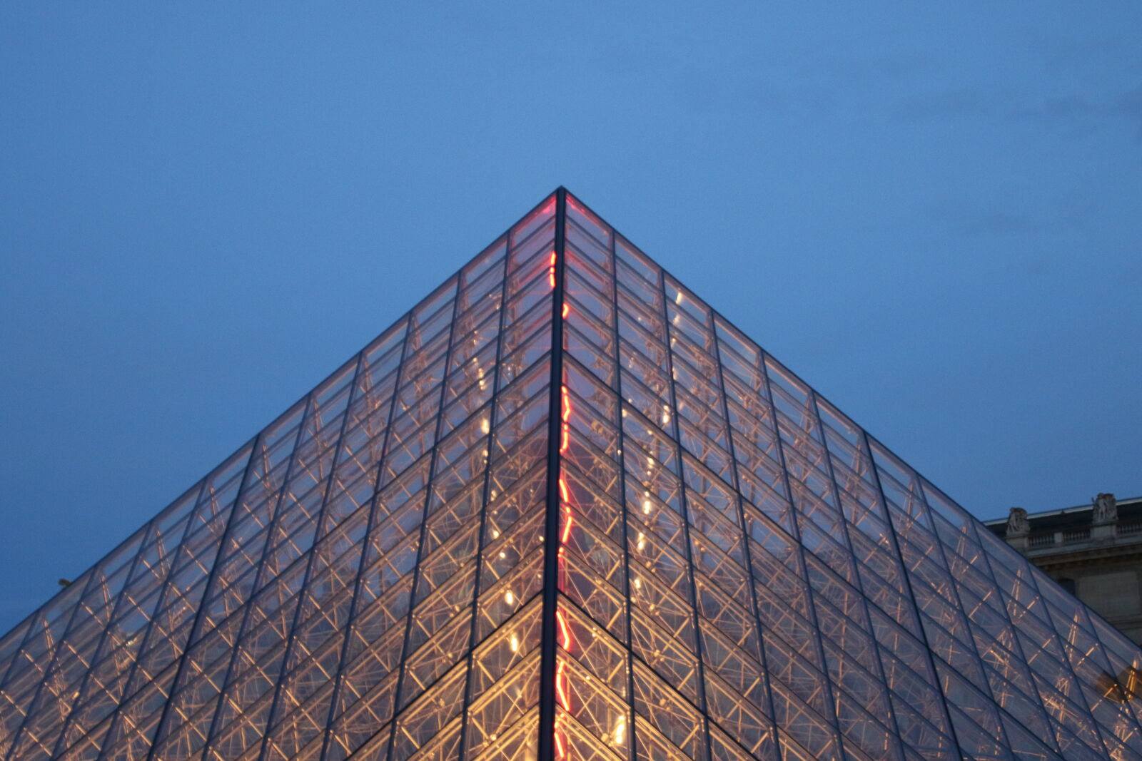 Canon EOS 7D Mark II sample photo. Architecture, construction, evening, france photography