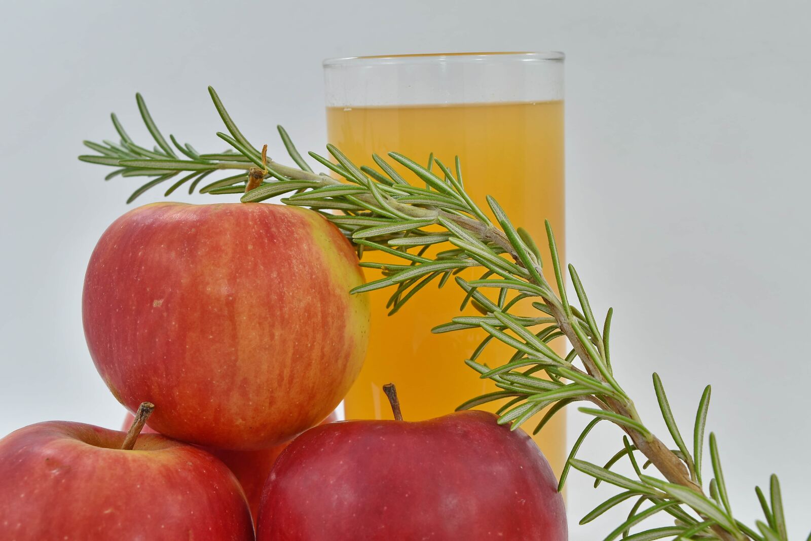 Nikon D5500 sample photo. Apples, fruit cocktail, fruit photography