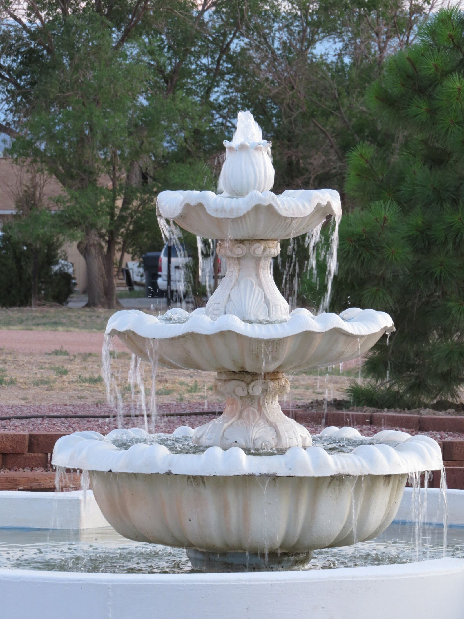 Canon PowerShot SX50 HS sample photo. Fountain, beauty, water photography