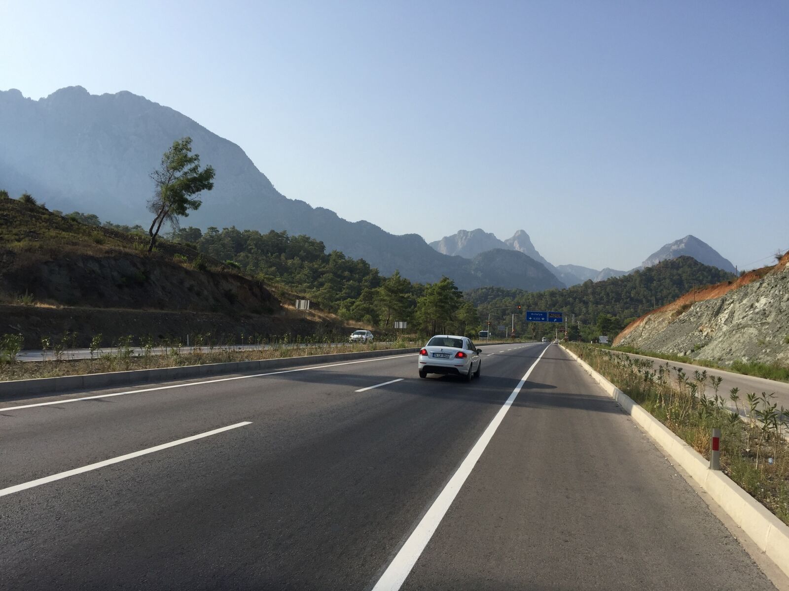 iPhone 6 back camera 4.15mm f/2.2 sample photo. Road, turkey, mountains photography
