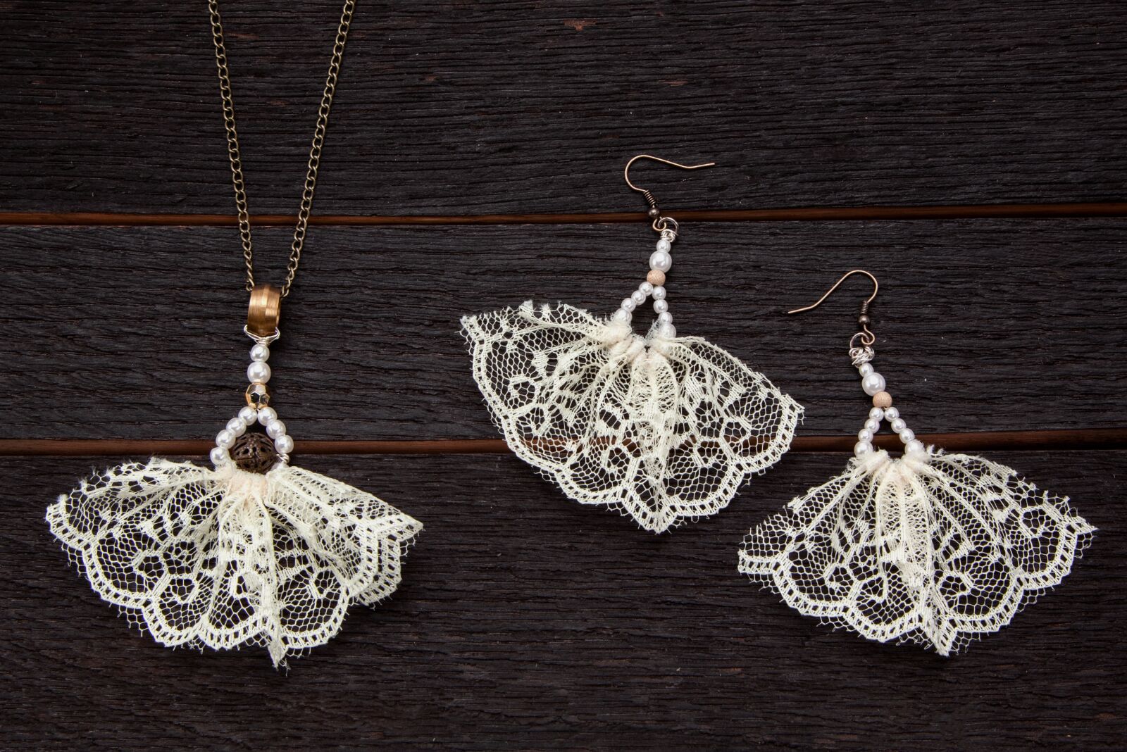 Canon EOS 5D Mark II sample photo. Decoration, jewelry, luxury photography