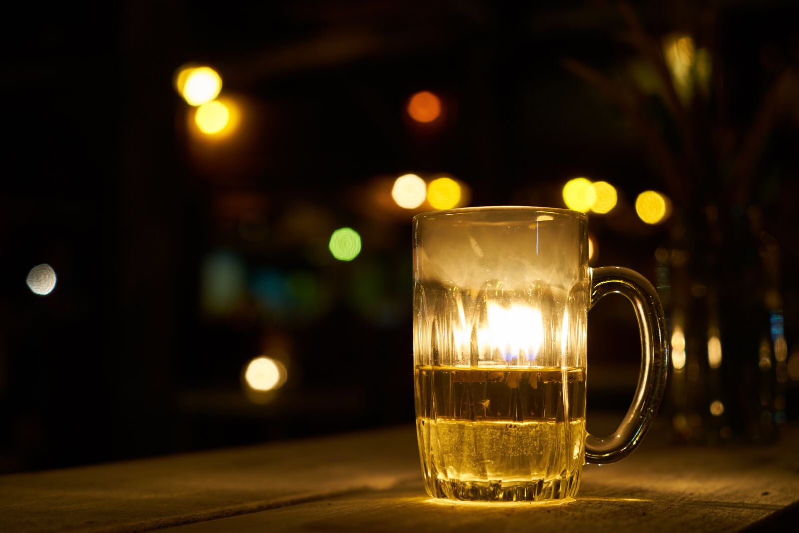 Sony a7R II sample photo. Beer, glass, cup photography