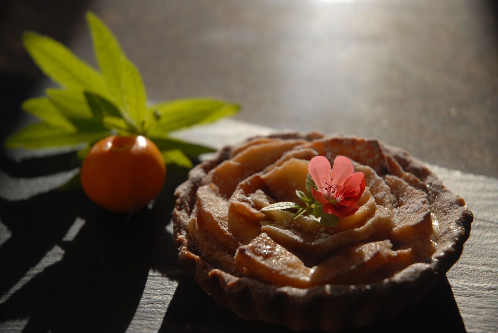 Nikon D200 sample photo. Apple tart, tart, dessert photography