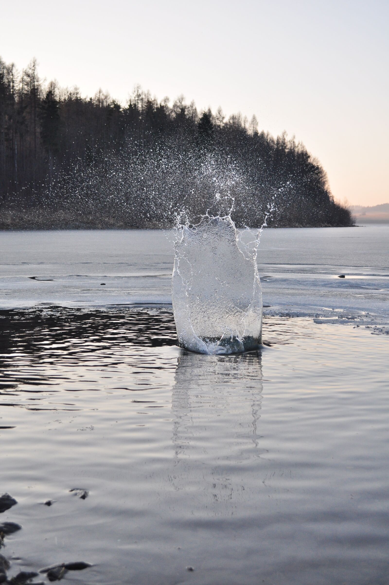 Nikon D5000 sample photo. Water, wave, lake photography