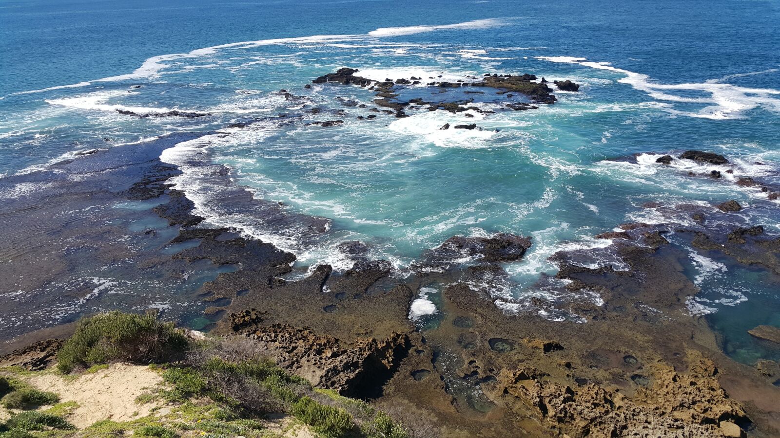 Samsung Galaxy Note4 sample photo. Tidal pool, ocean, rock photography