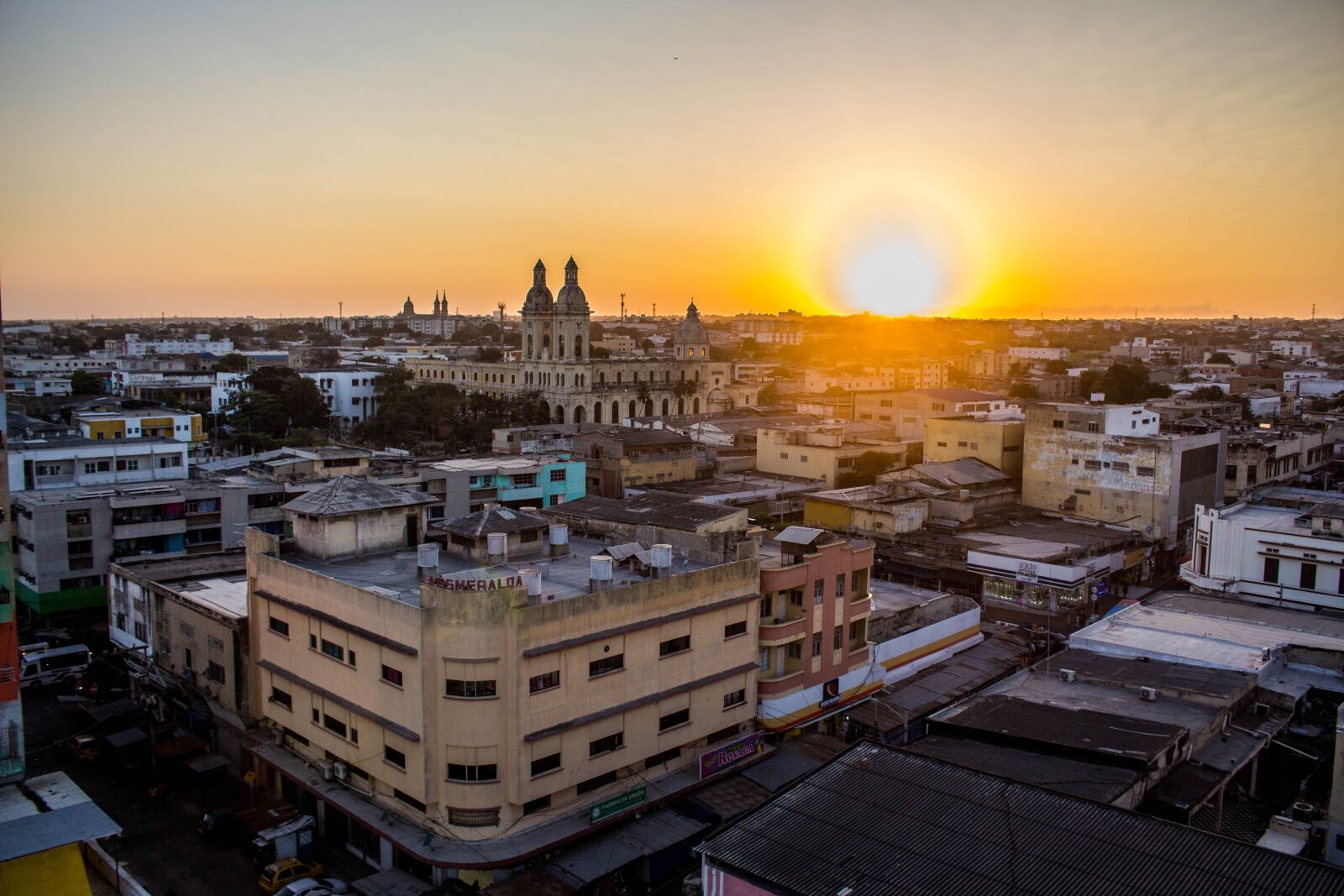 Canon EOS 700D (EOS Rebel T5i / EOS Kiss X7i) sample photo. Barranquilla, sunset, landscape photography