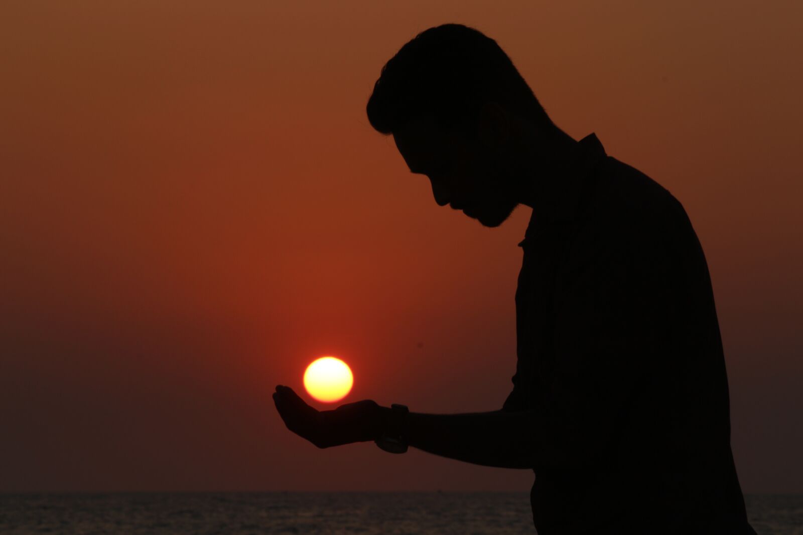 Canon EOS 700D (EOS Rebel T5i / EOS Kiss X7i) sample photo. Sunset, shadow, shadow man photography