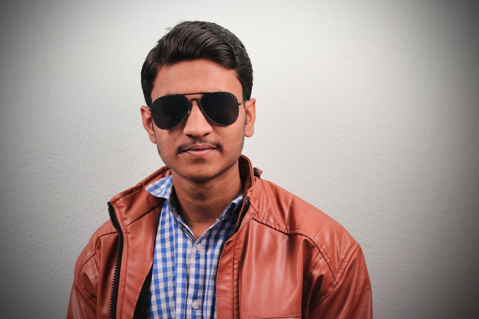 Canon EOS 80D + Canon EF 50mm F1.8 STM sample photo. Indian man, indian college photography