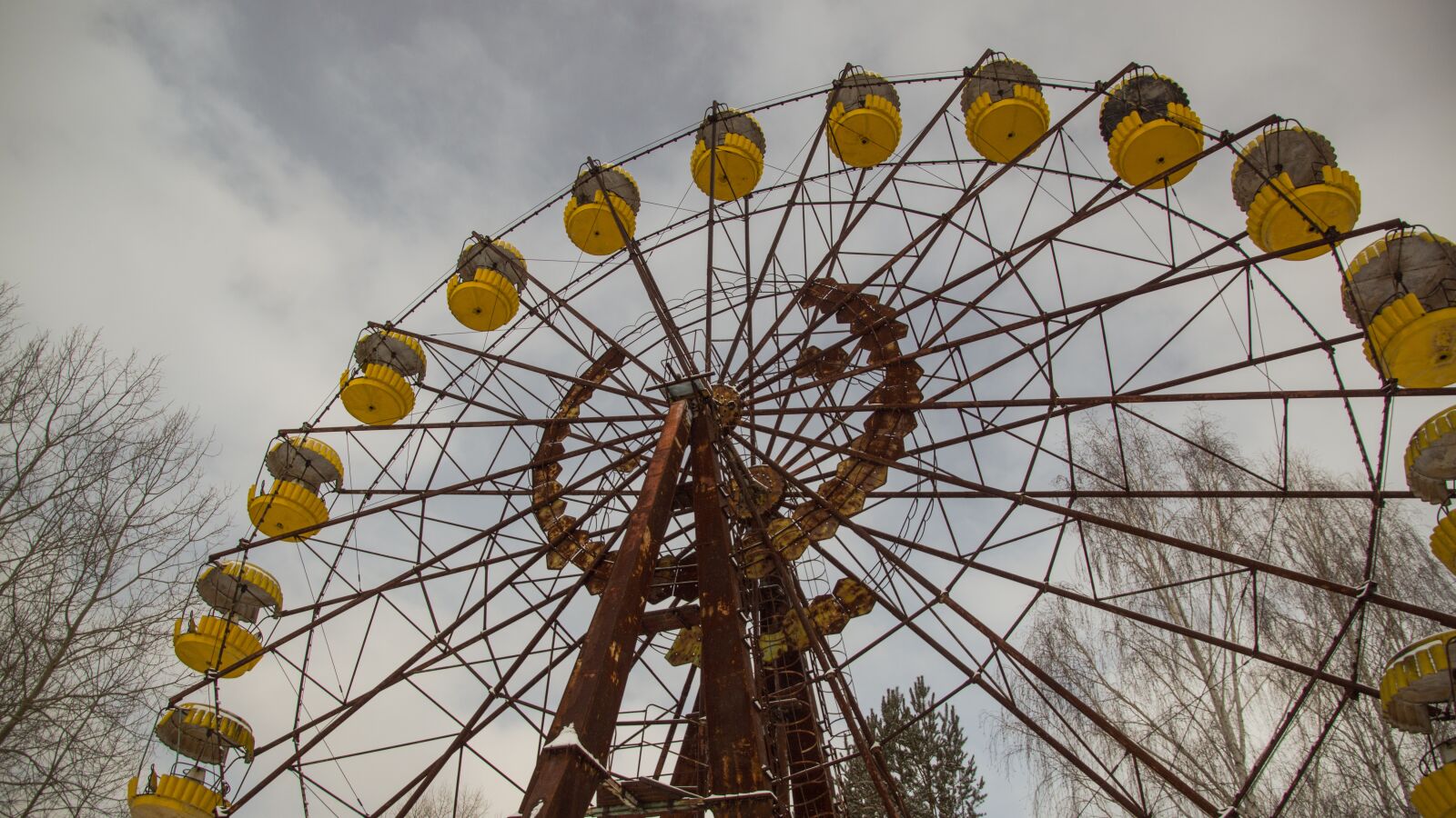 Sony SLT-A65 (SLT-A65V) sample photo. Pripyat, carousel, ferris wheel photography