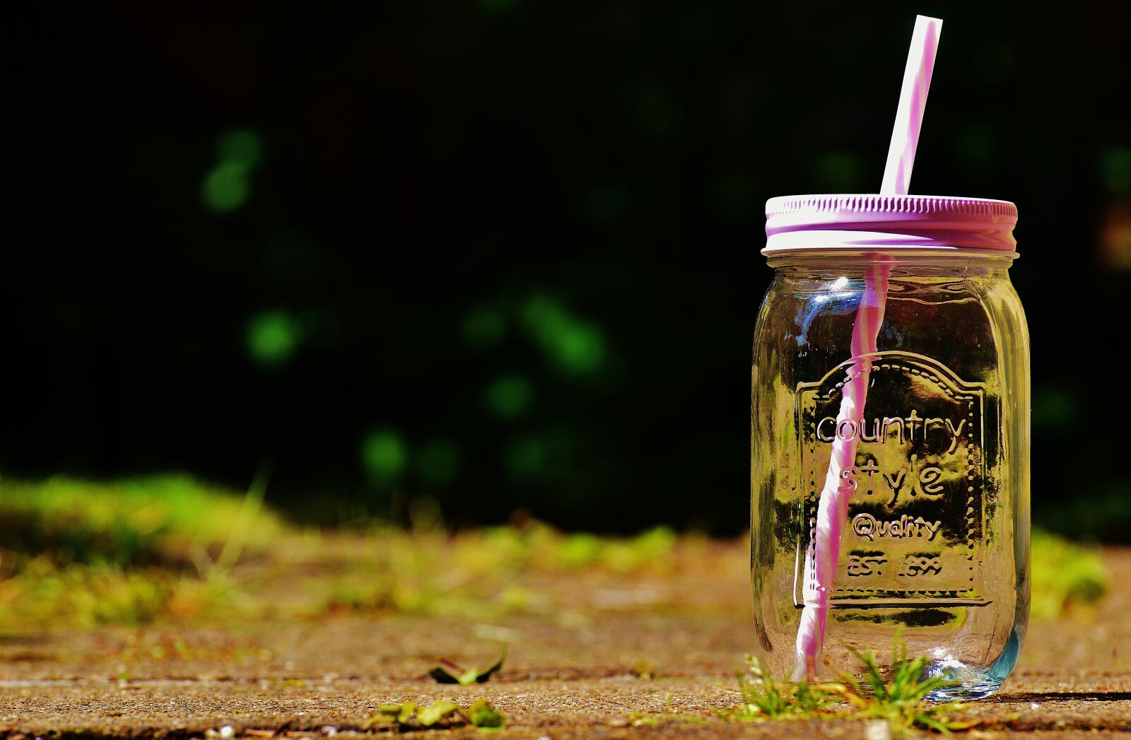 Nikon D3200 sample photo. Trinkglas summer, color, straw photography