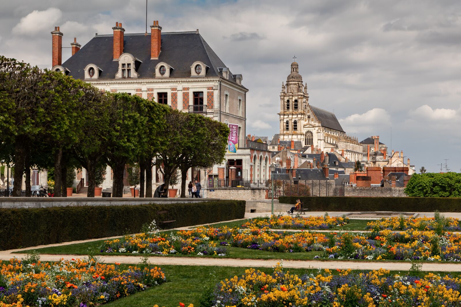 Canon EOS 80D sample photo. Blois, city, urban landscape photography