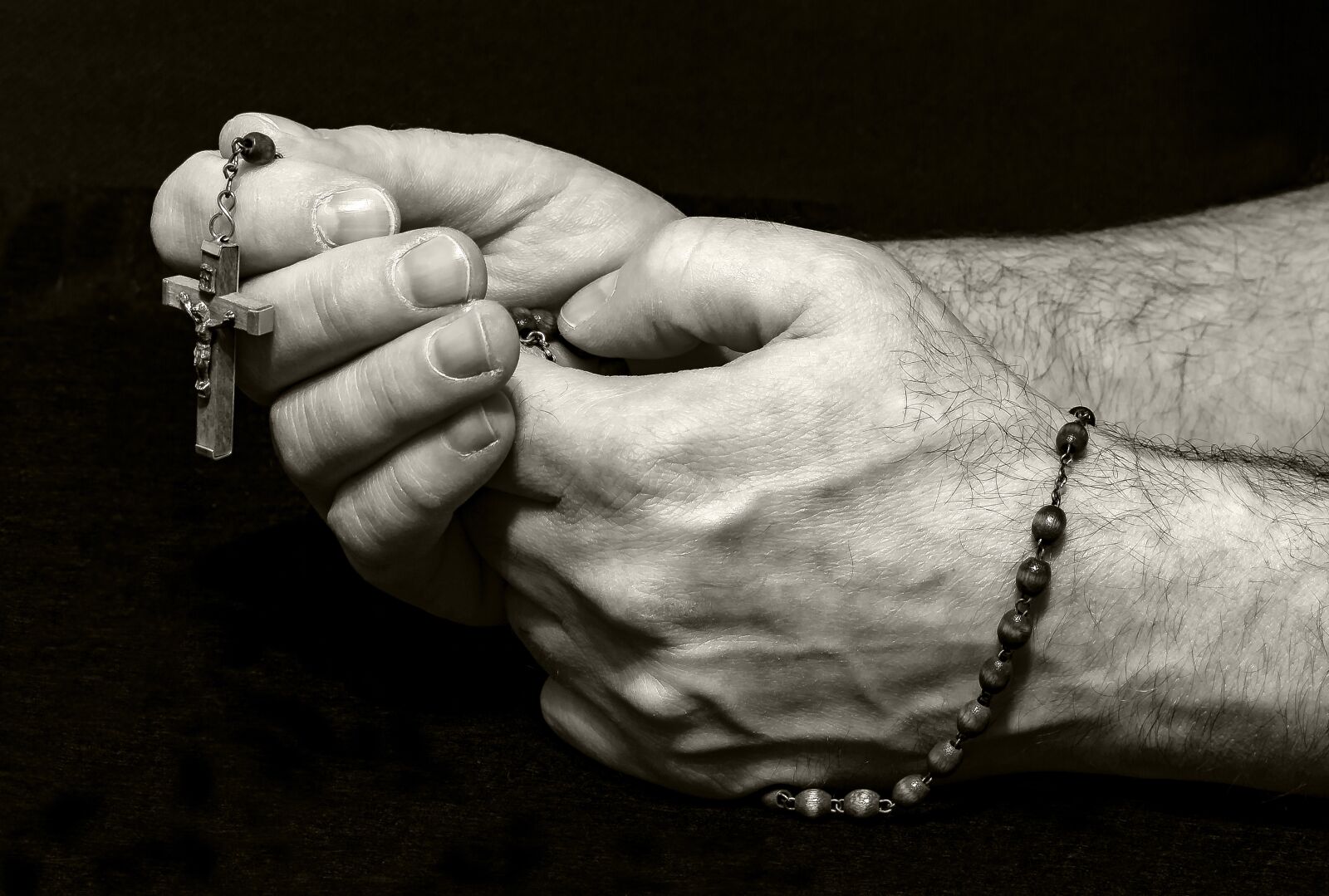 Canon EOS 650D (EOS Rebel T4i / EOS Kiss X6i) sample photo. Prayer, pray, rosary photography