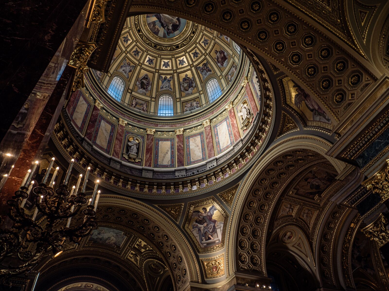 Olympus OM-D E-M5 II + OLYMPUS M.14-150mm F4.0-5.6 II sample photo. Cathedral of budapest, cathedral photography
