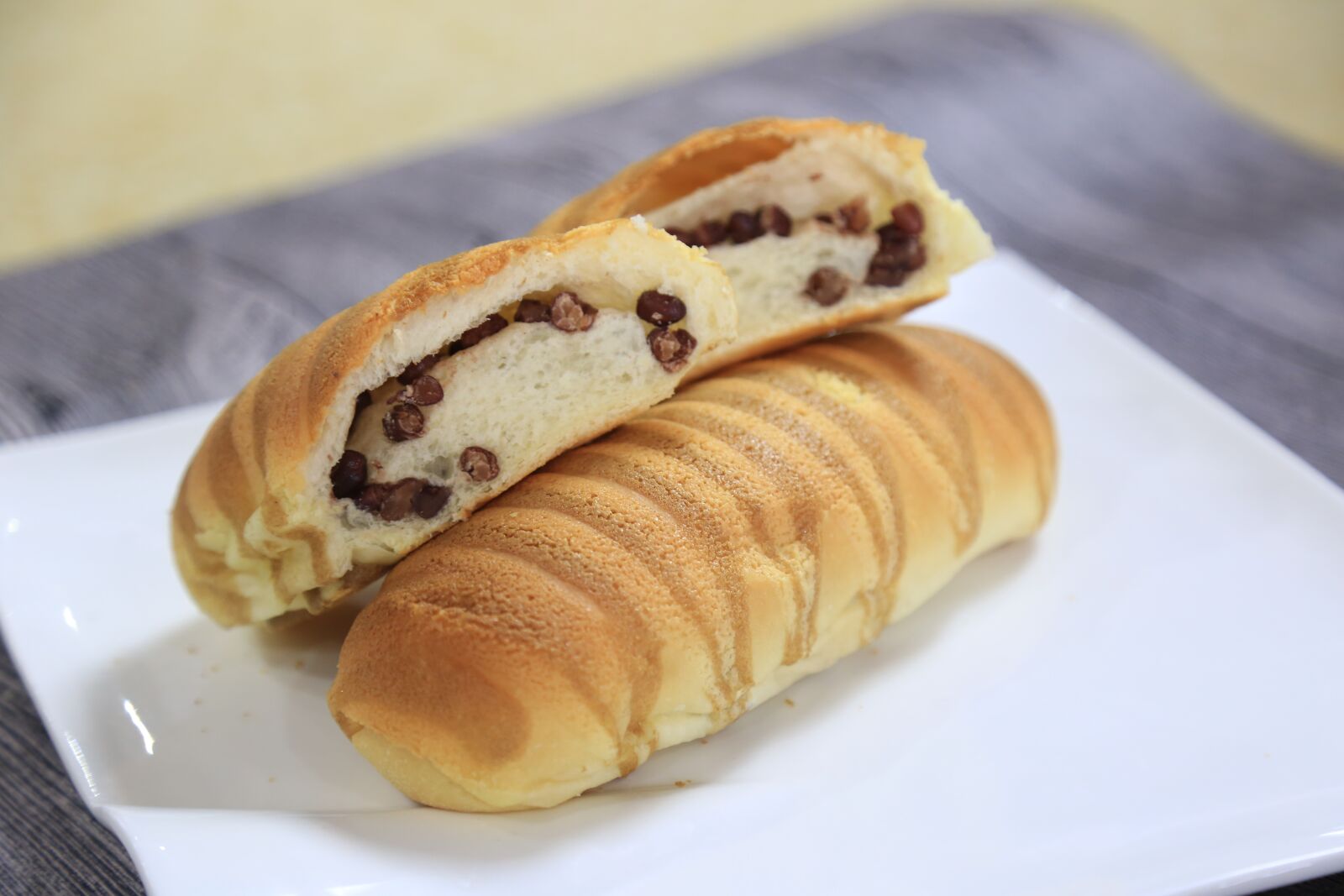 Canon EOS 6D sample photo. Bread, food, red beans photography