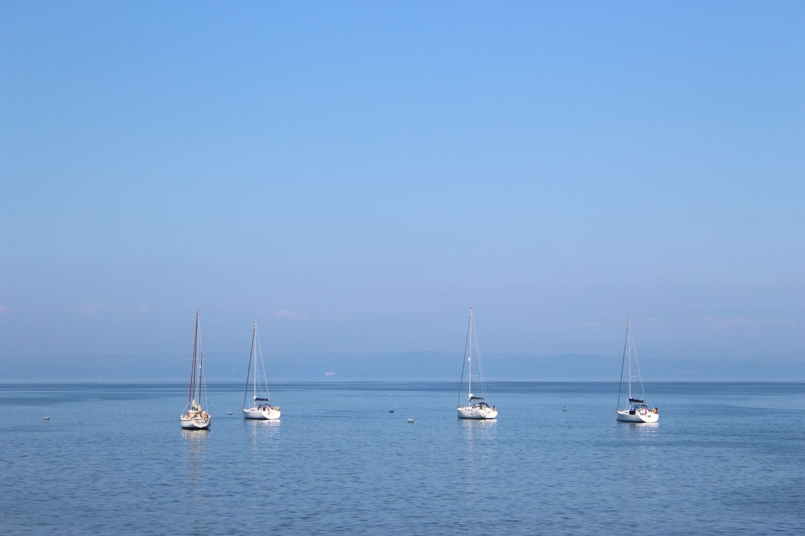 Canon EOS 100D (EOS Rebel SL1 / EOS Kiss X7) sample photo. Boats, sea, arran photography