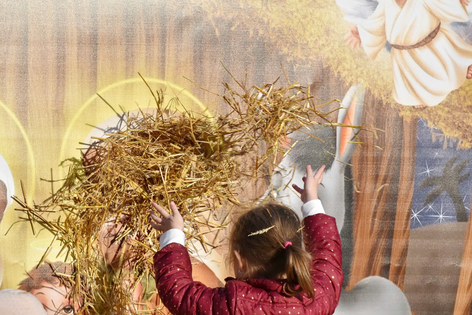 Nikon D5500 sample photo. Child, childhood, playful, straw photography