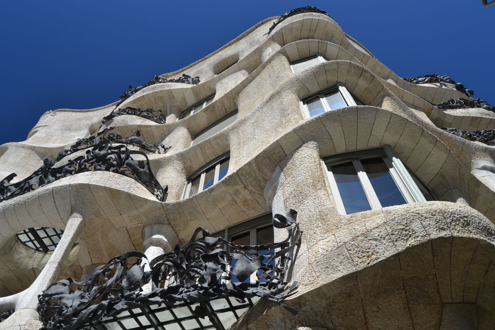 Nikon D3100 sample photo. Architecture, barcelona, casa, mila photography
