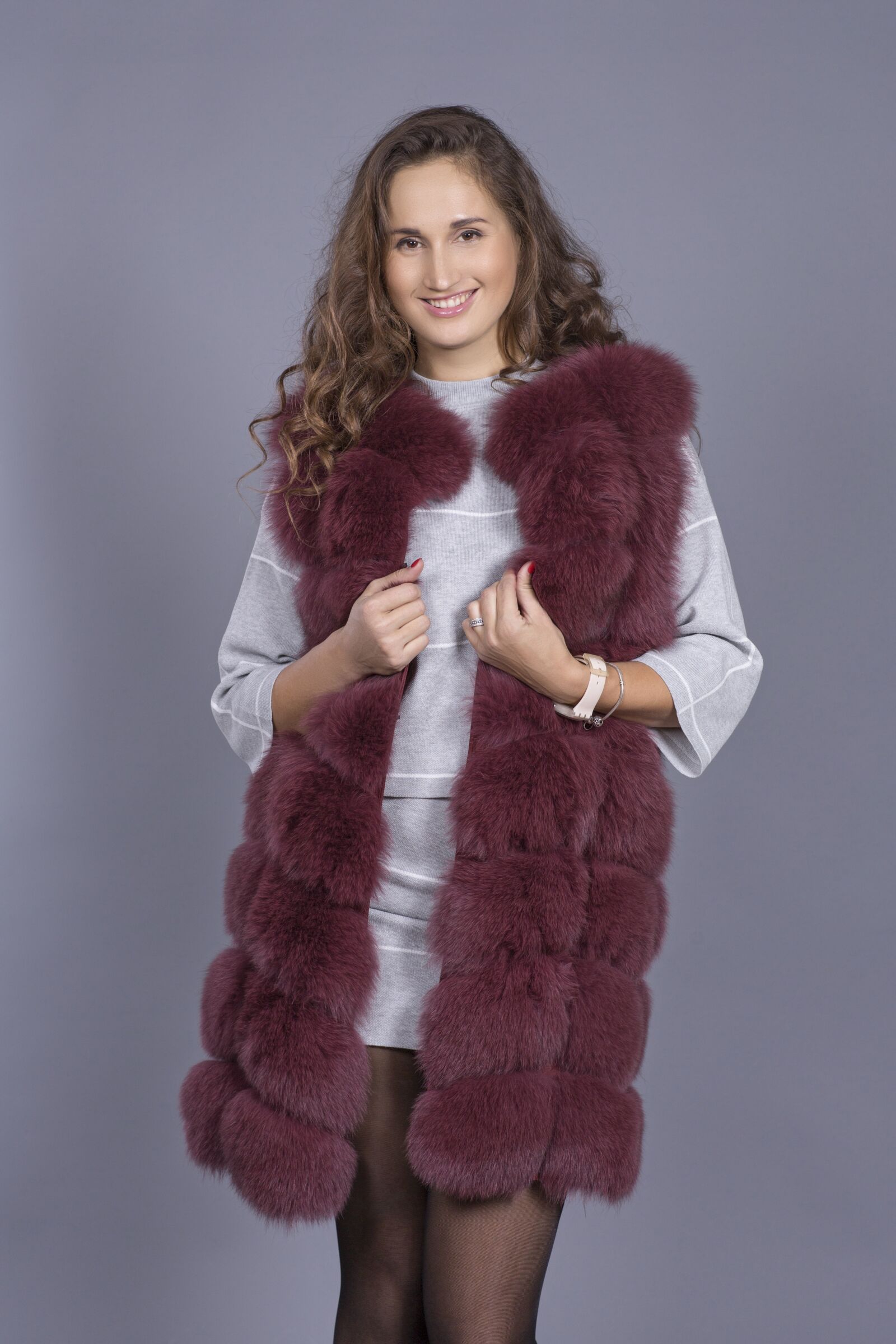 Canon EOS 5D Mark III sample photo. Waistcoat made of fur photography