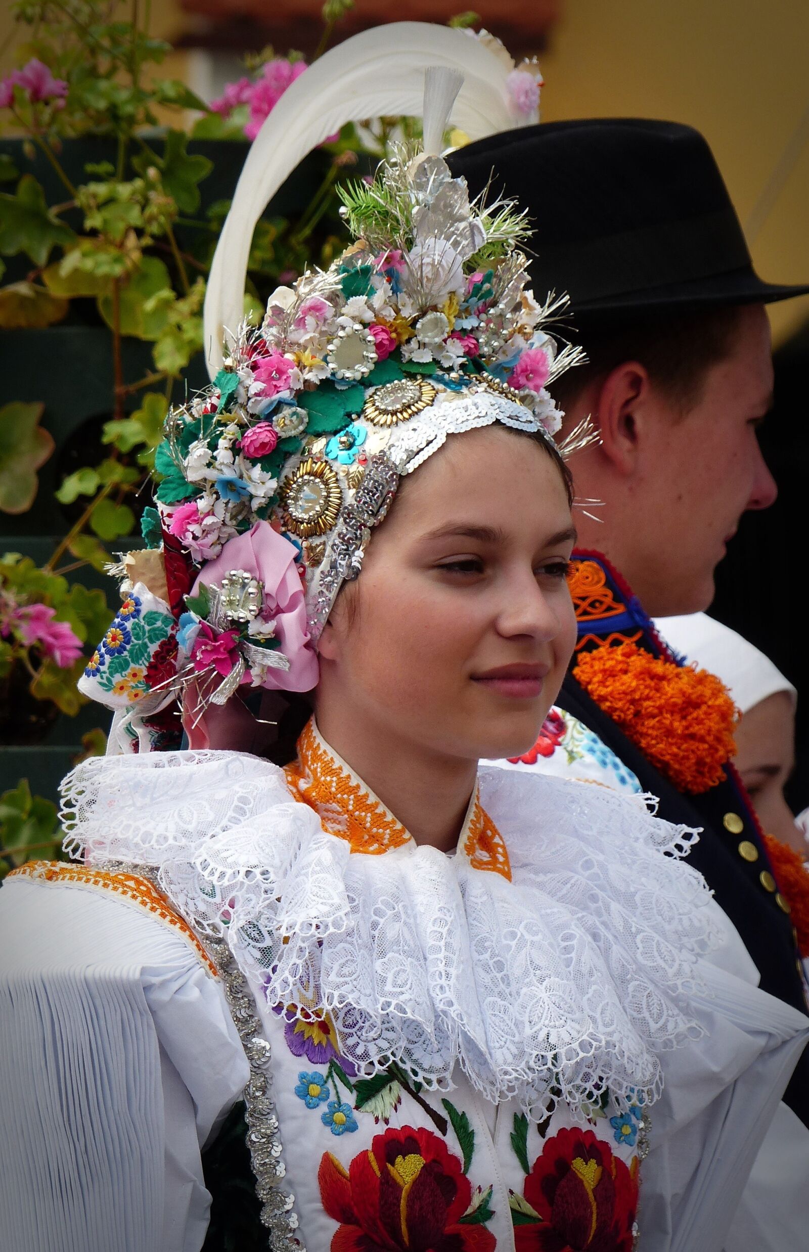 Panasonic Lumix DMC-FZ200 sample photo. Portrait, celebration, festival photography