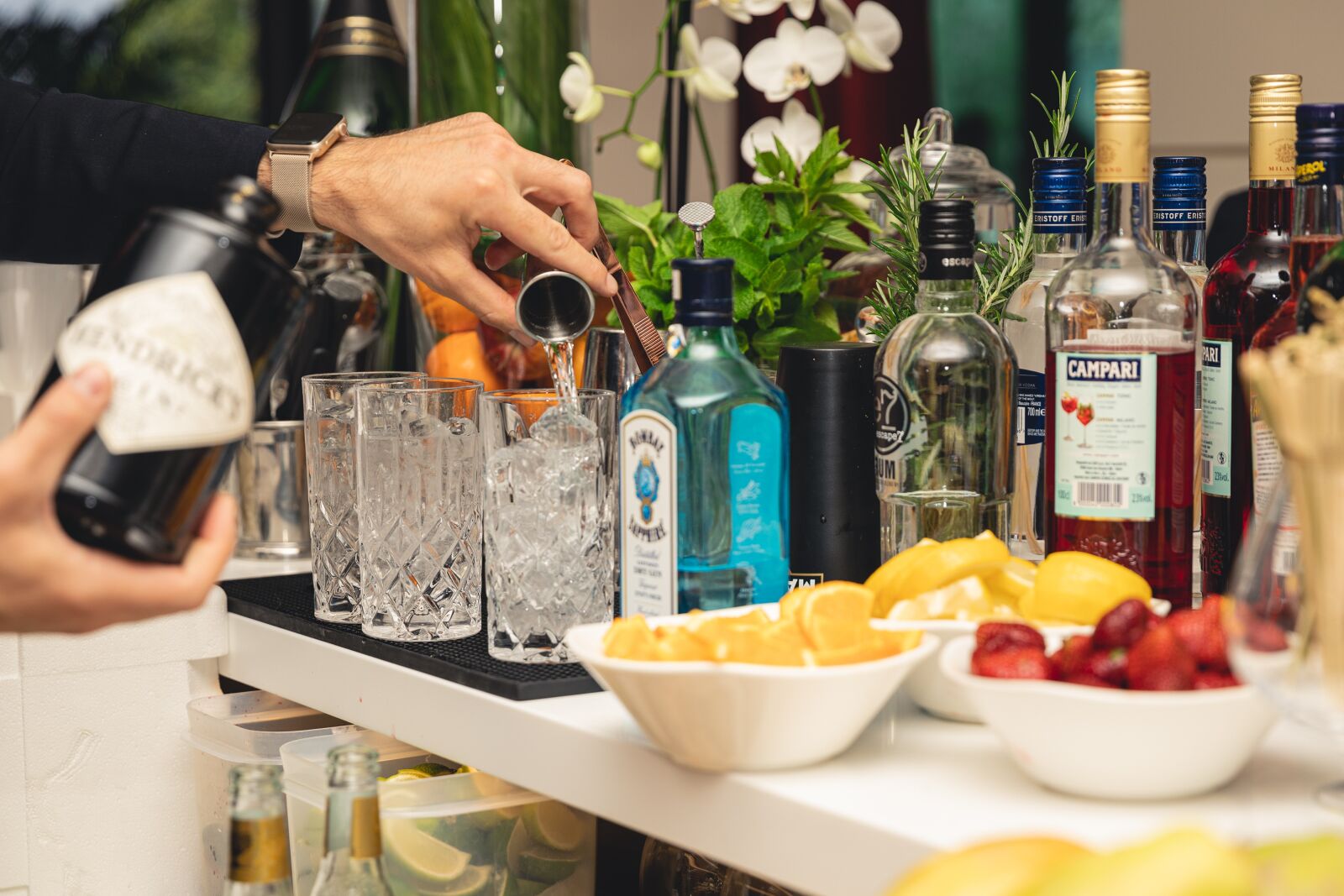 Canon EOS 5D Mark IV sample photo. Drink, cocktail, gin photography