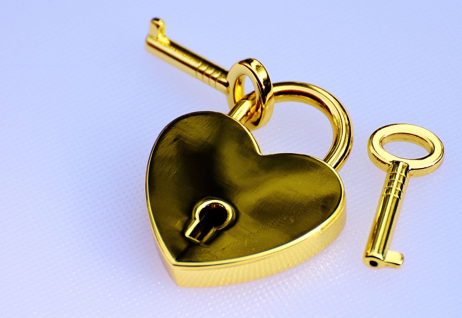 Nikon D7200 sample photo. Key to the heart photography