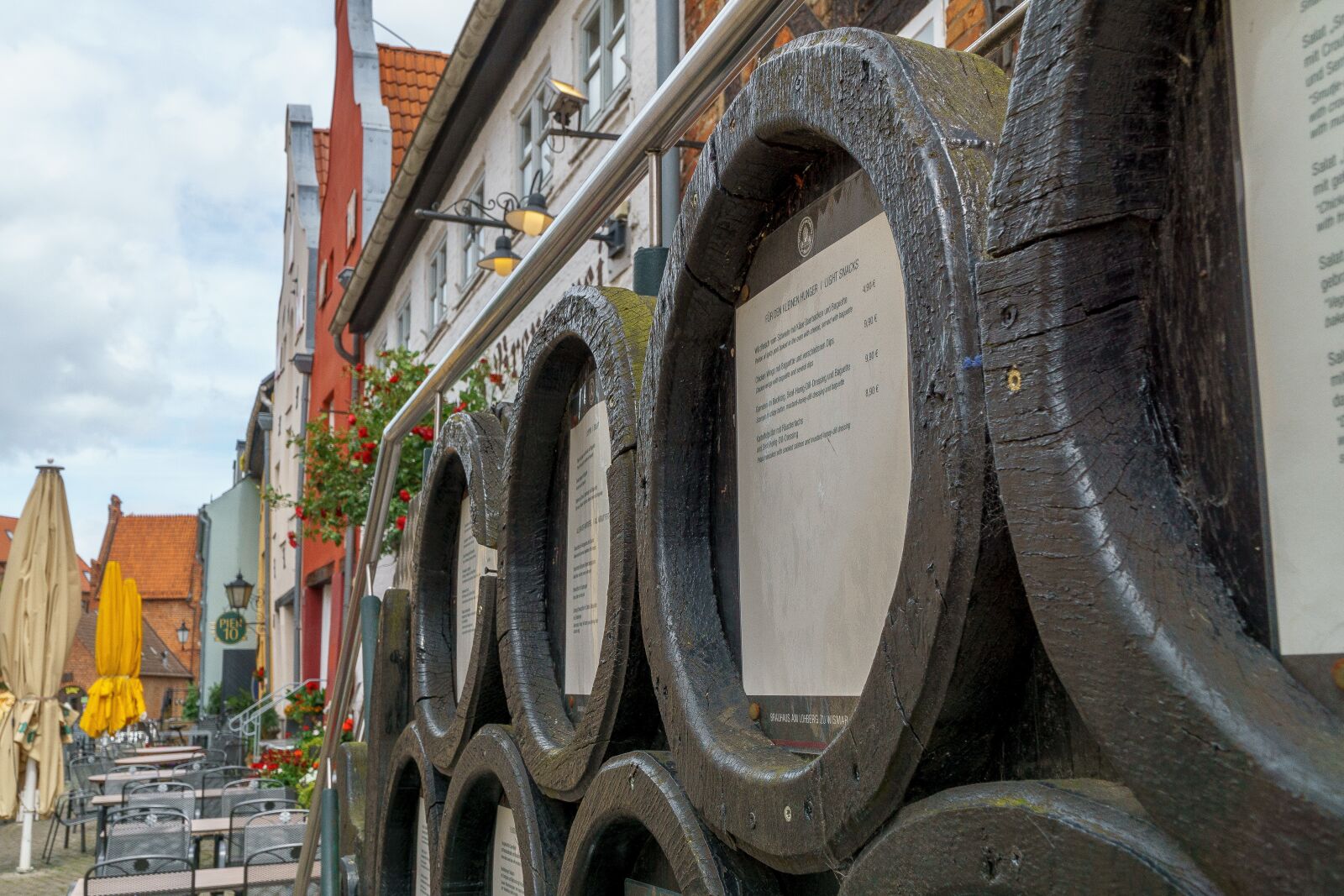 Sony a6000 + Sony E PZ 18-105mm F4 G OSS sample photo. Wismar, brewery, barrels photography