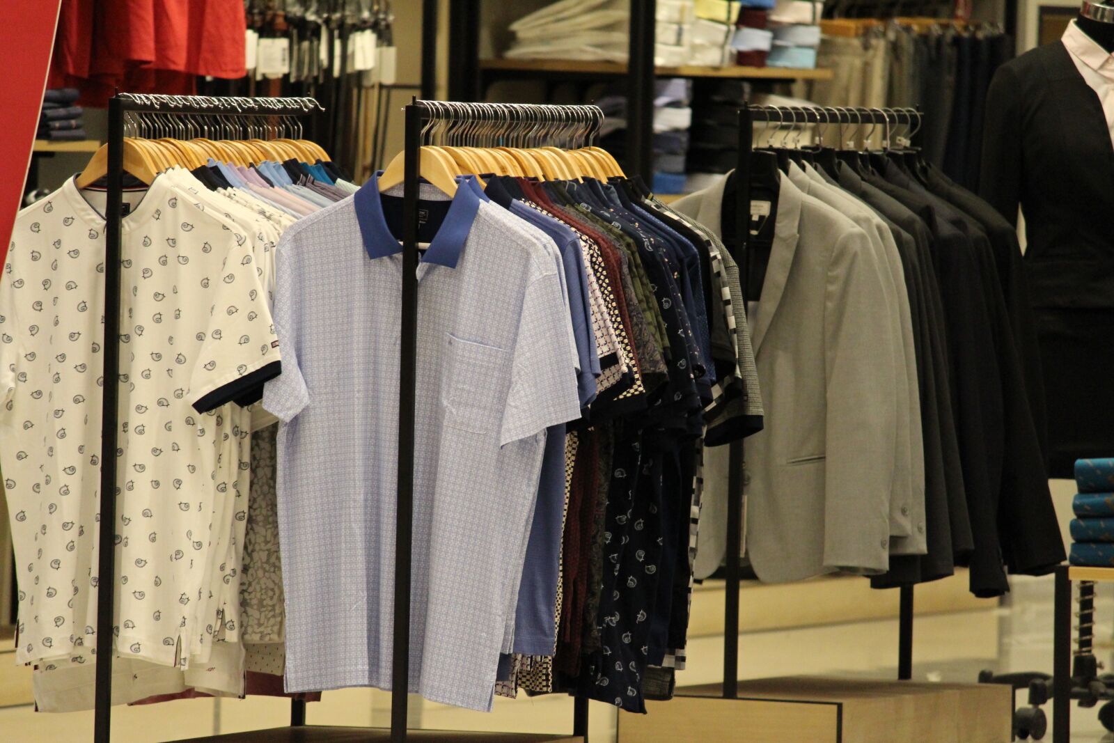 Canon EOS 700D (EOS Rebel T5i / EOS Kiss X7i) sample photo. Tshirt, shirts, t-shirt photography