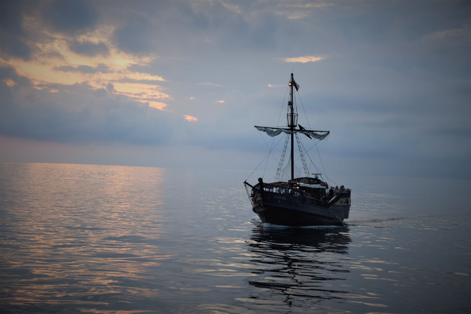 Nikon D5300 sample photo. Sea, clouds, water photography