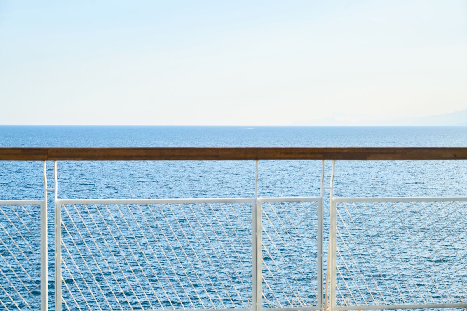 Sony a7R II sample photo. Marine, landscape, engel photography