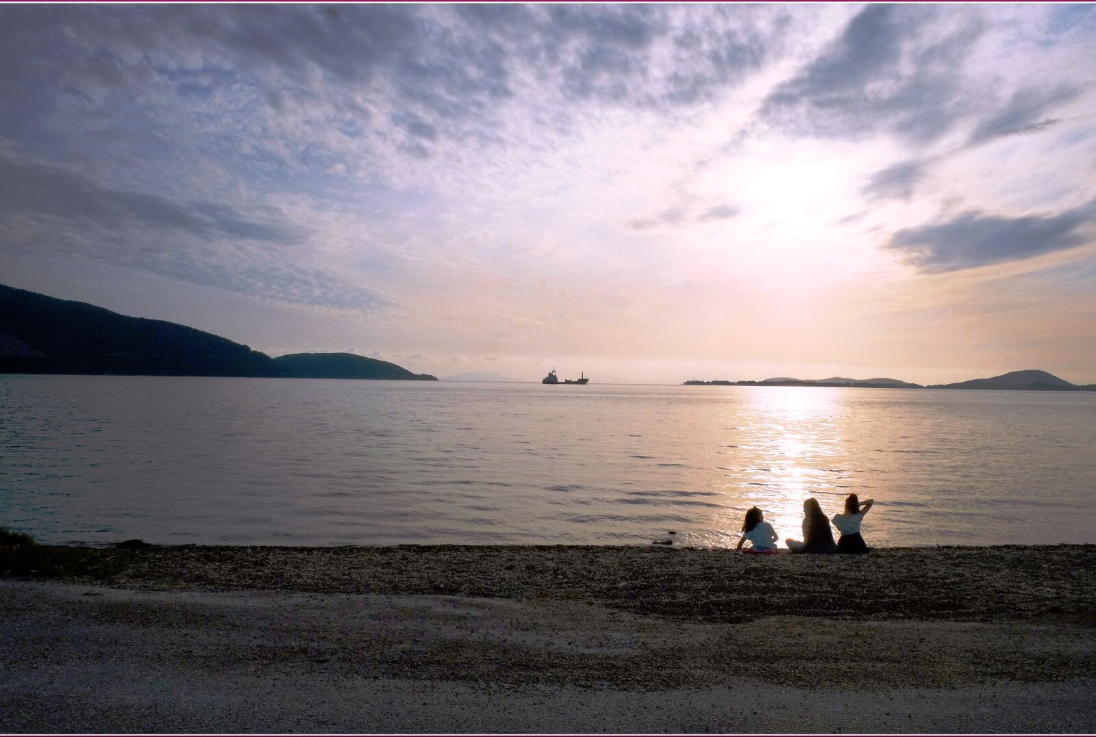 Fujifilm X-E1 sample photo. Beach, children, sea photography