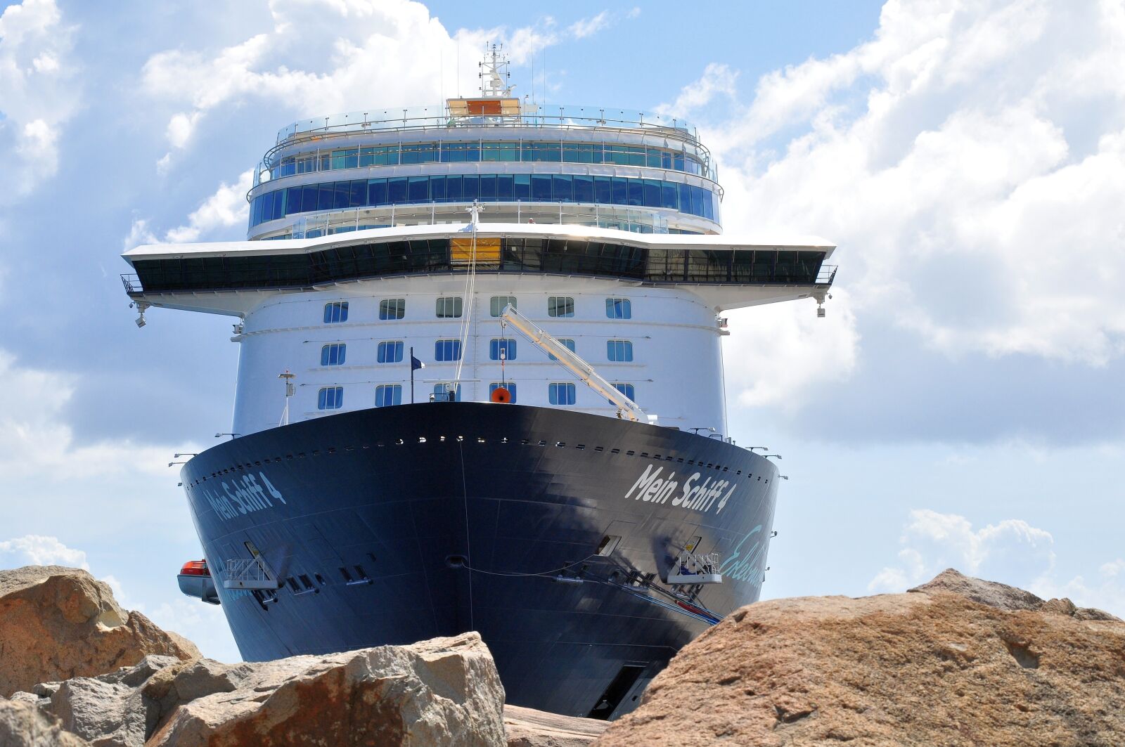 Nikon D5000 sample photo. Ship, sea my ship photography