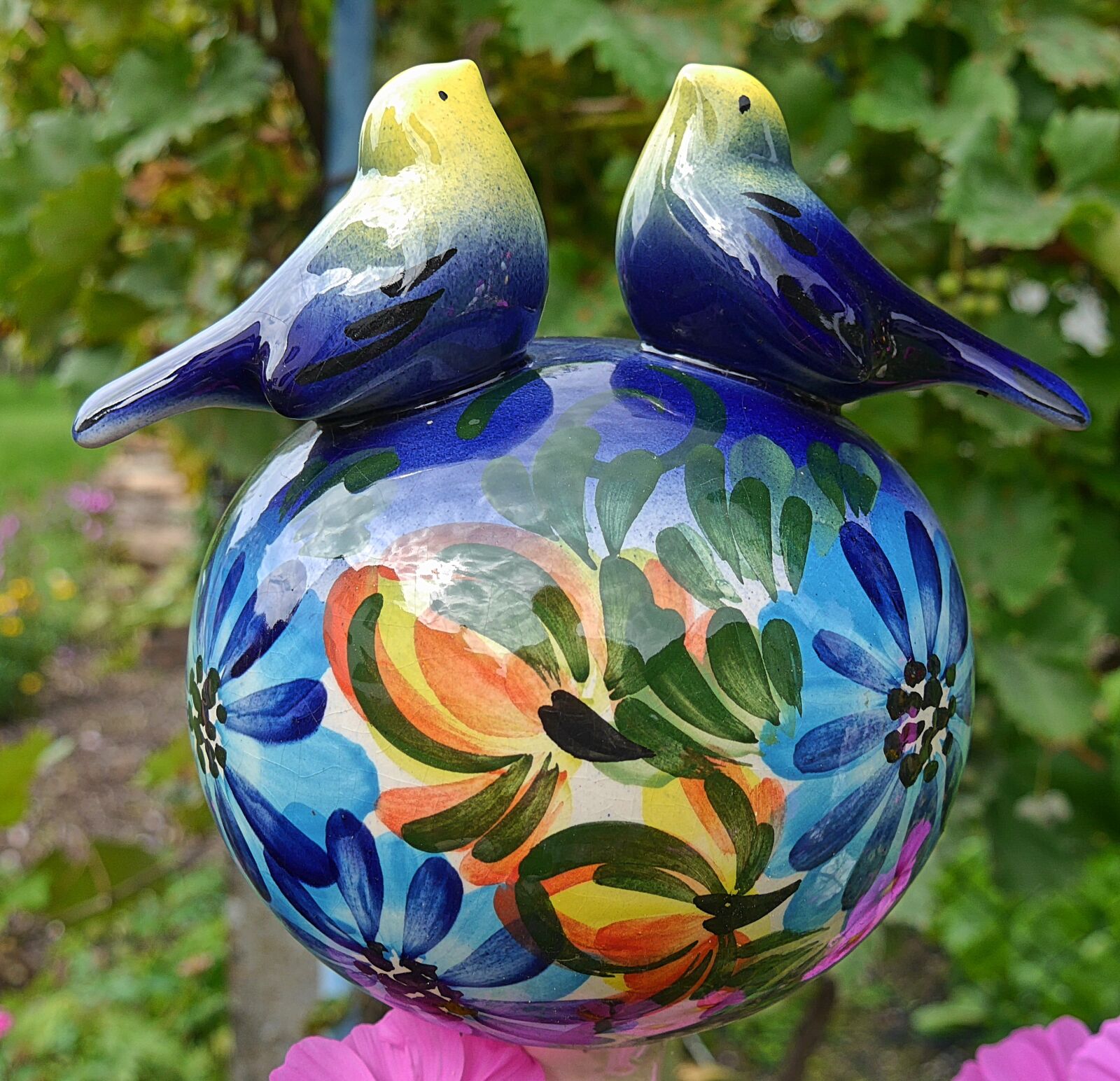 Panasonic Lumix DMC-G6 sample photo. Garden globe, solid ball photography