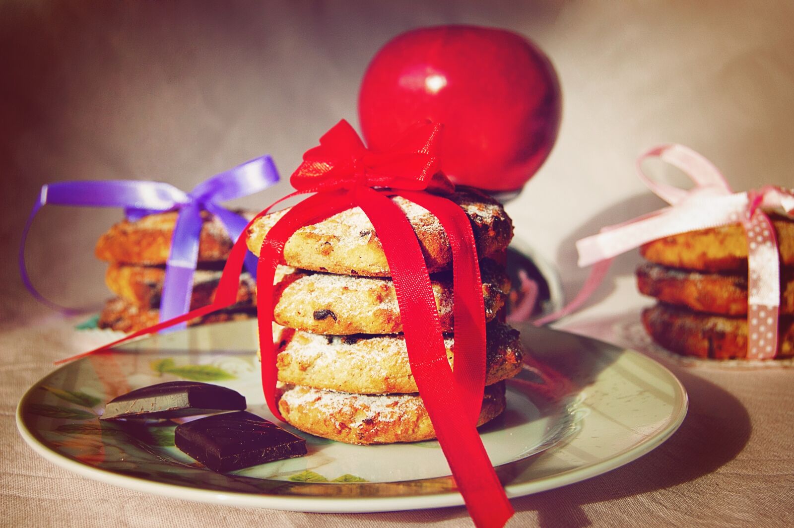 Nikon D40 sample photo. Food, red, apple photography