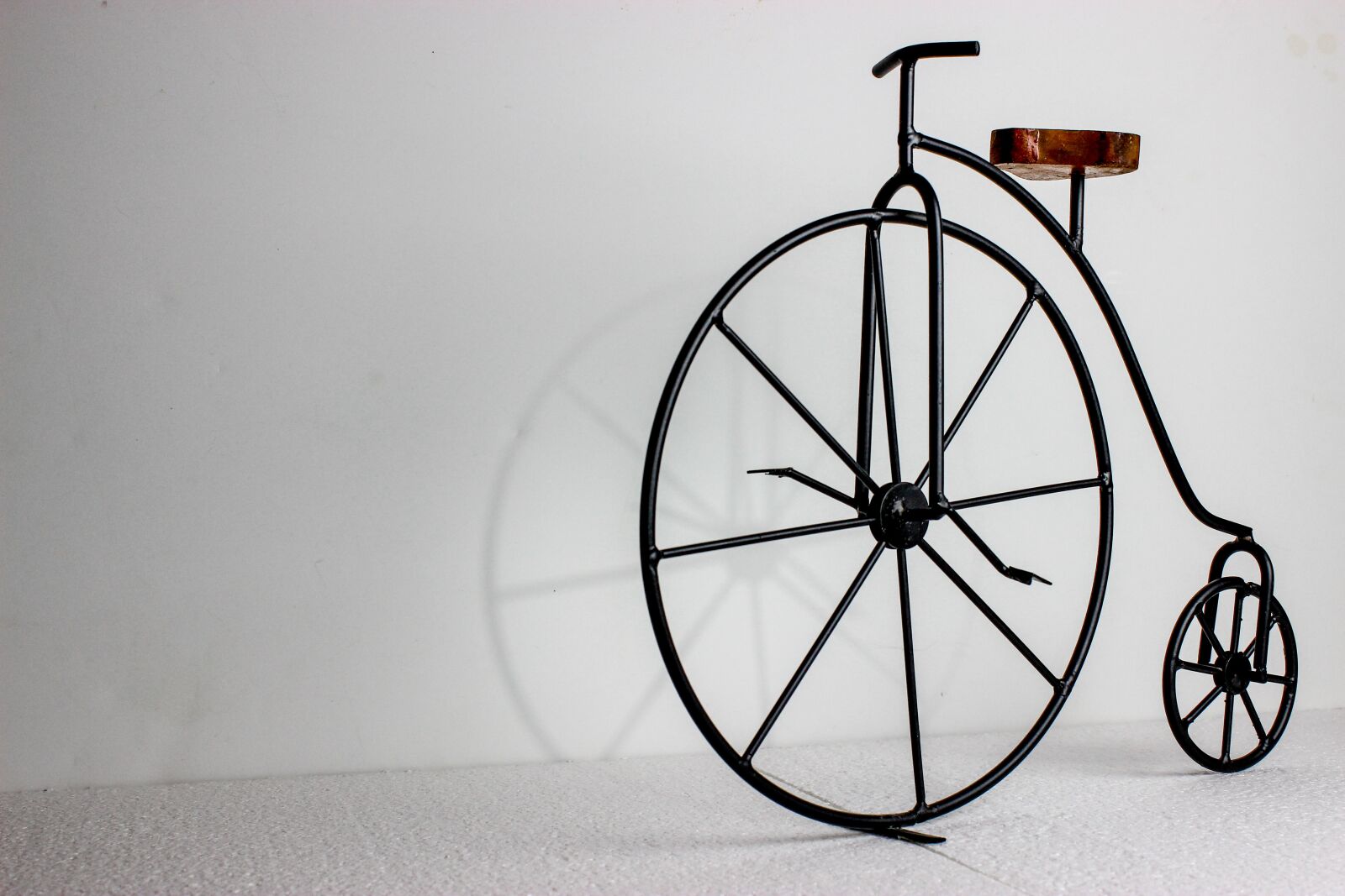 Canon EOS 600D (Rebel EOS T3i / EOS Kiss X5) sample photo. Wheel, bicycle, sport photography