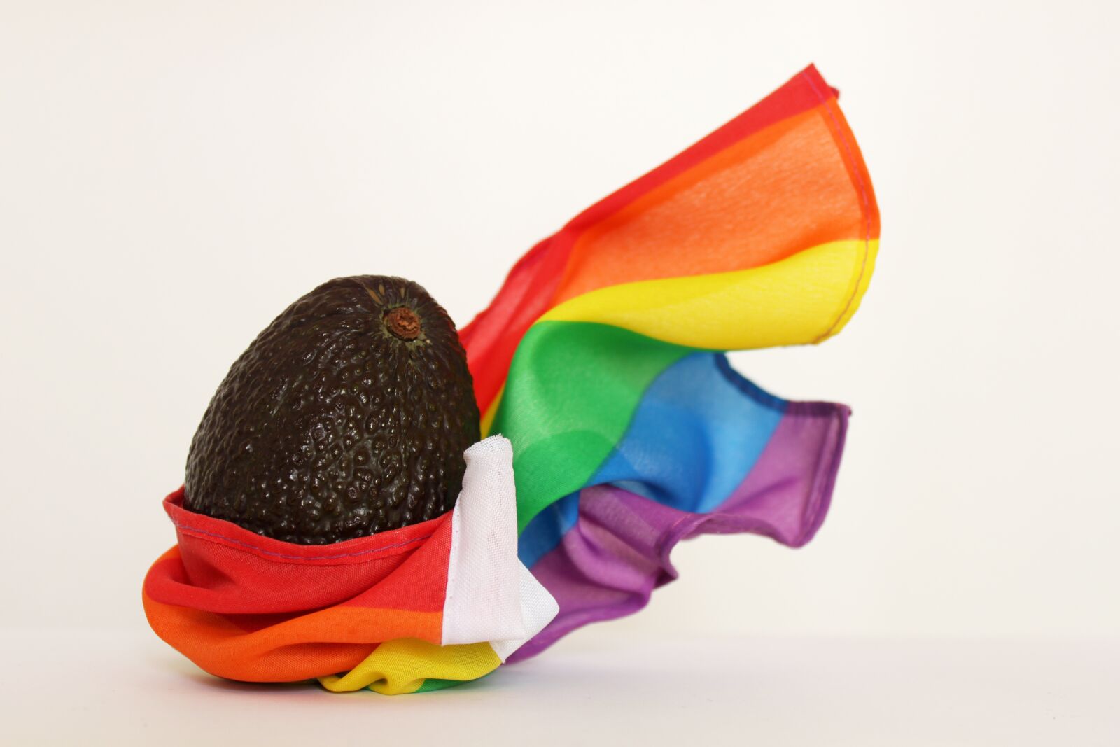 Canon EOS 500D (EOS Rebel T1i / EOS Kiss X3) sample photo. Gay, fruit, rainbow flag photography