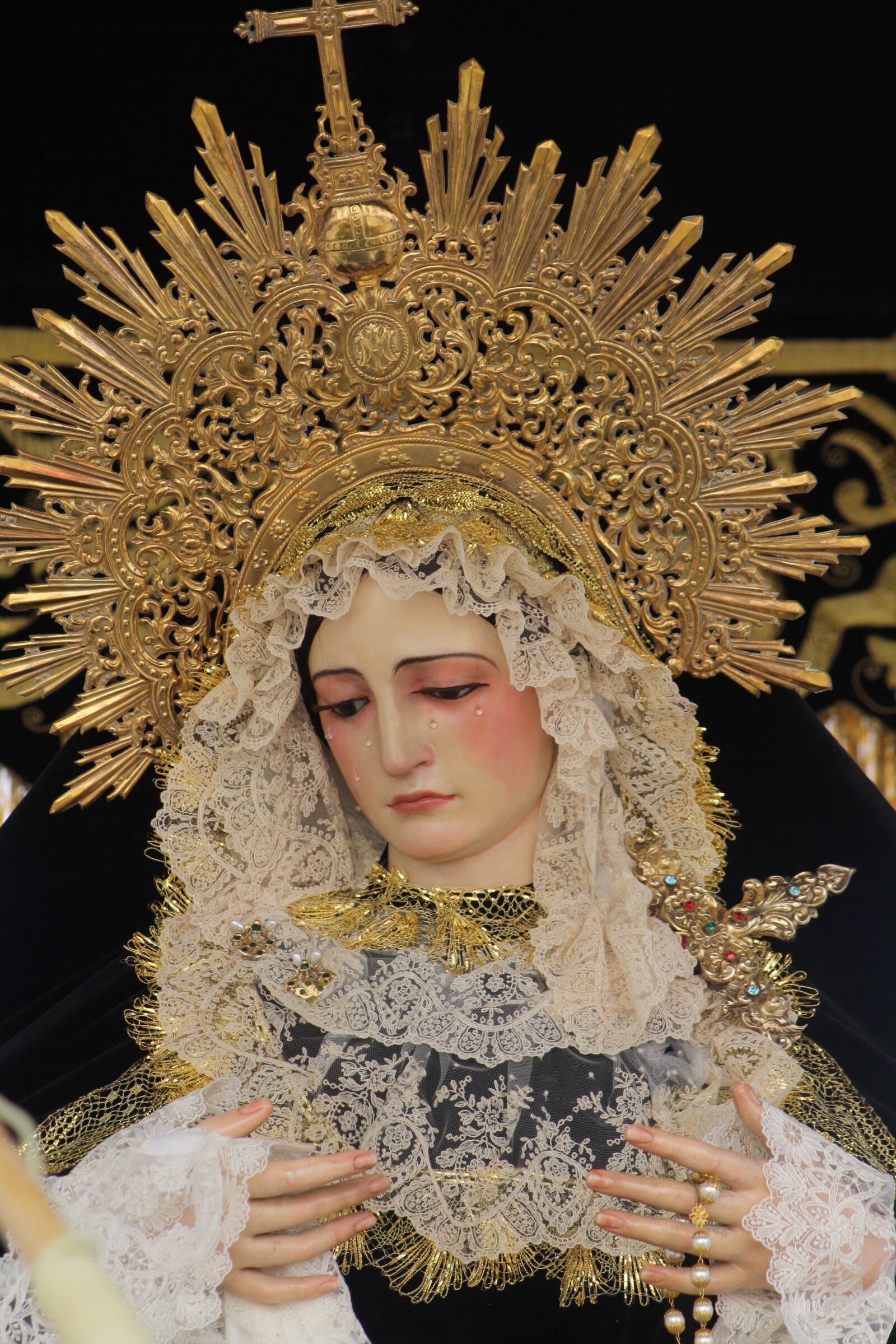 Canon EOS 1000D (EOS Digital Rebel XS / EOS Kiss F) sample photo. Easter, our lady of photography