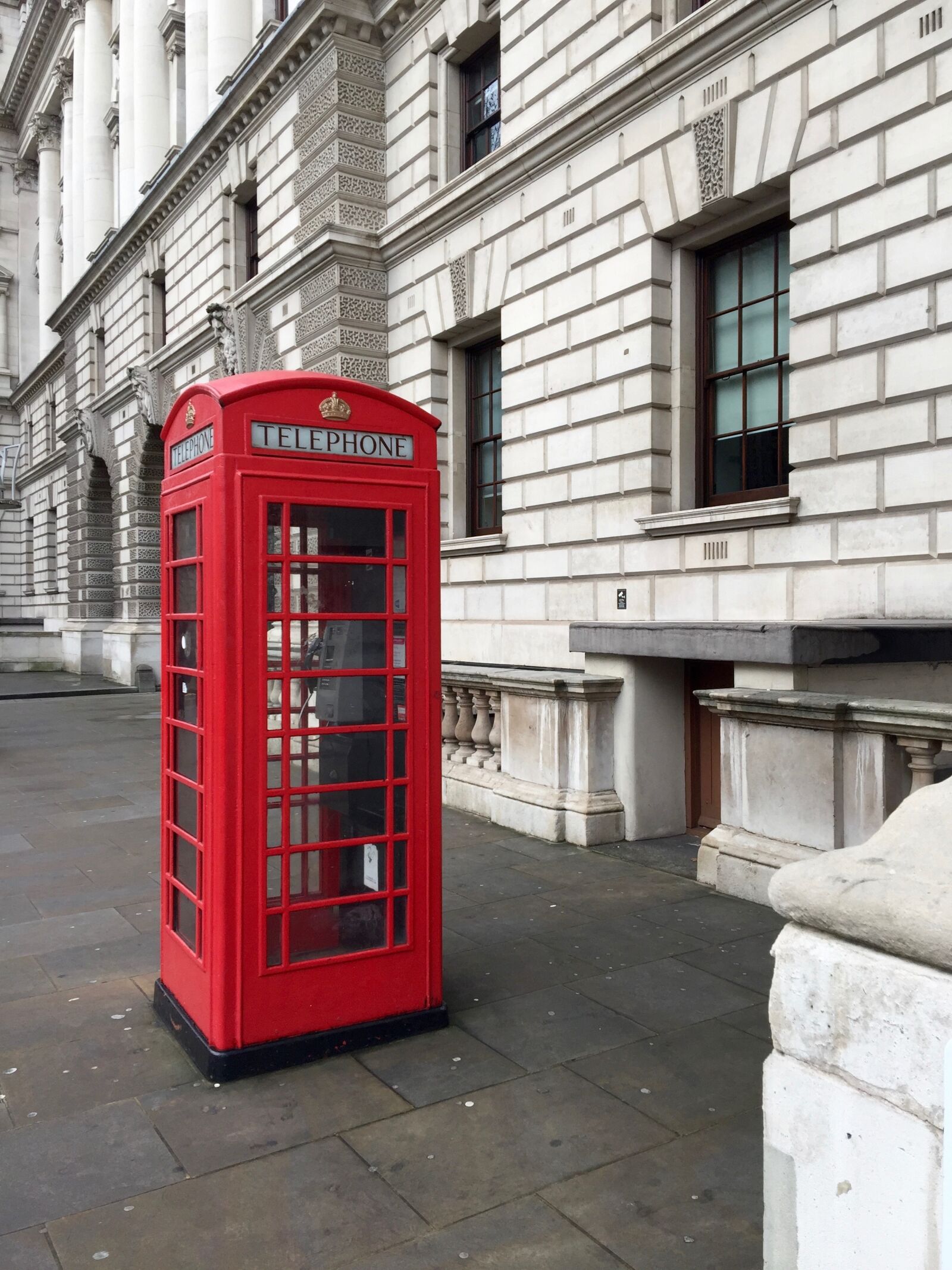 iPhone 6 Plus back camera 4.15mm f/2.2 sample photo. Telefonbox, london, city photography