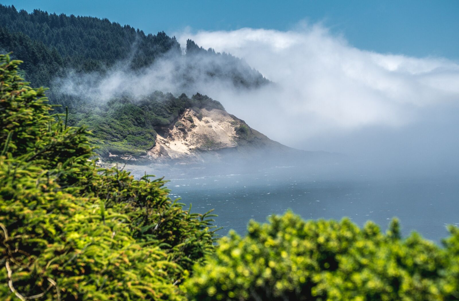 Sony a6300 + Sony E PZ 18-105mm F4 G OSS sample photo. Pacific, pacific ocean, ocean photography
