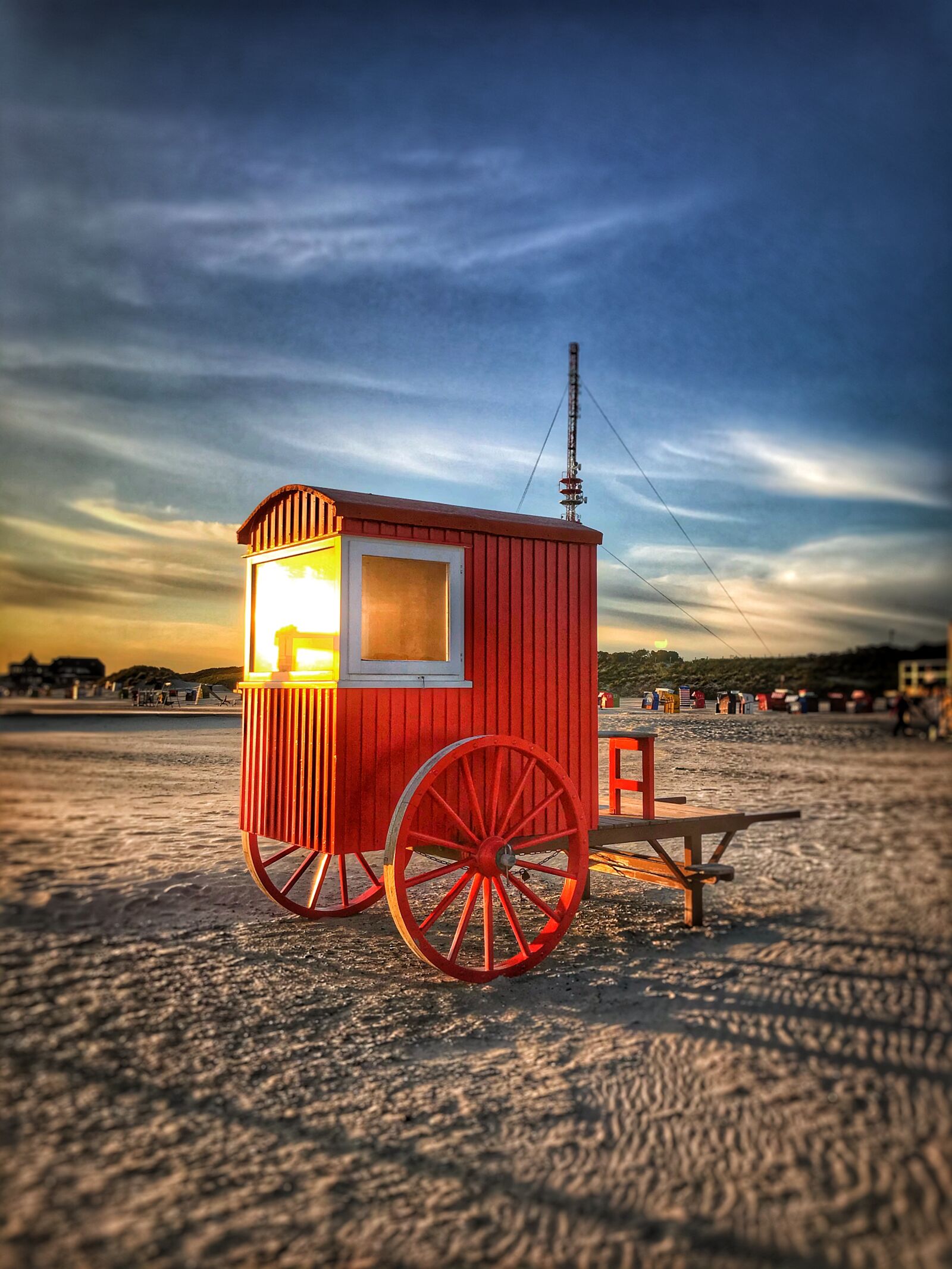 iPhone 7 back camera 3.99mm f/1.8 sample photo. Beach, handcart, borkum photography